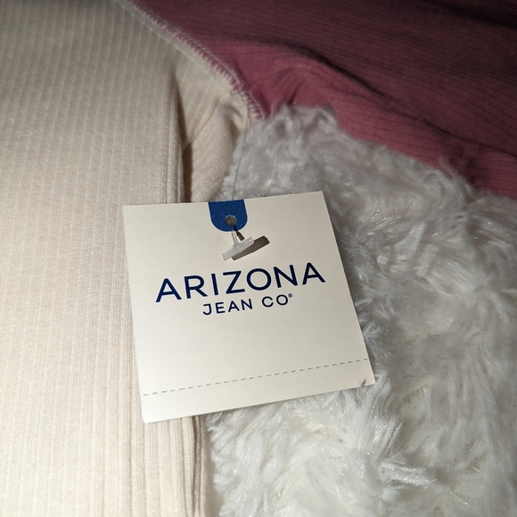 Nwt Arizona whitecap butterfly social butterfly spirit of the wild est. 1964 top - Picture 3 of 13